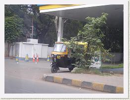 DSC06482 * An auto rickshaw in Bangalore * 3072 x 2304 * (3.23MB)