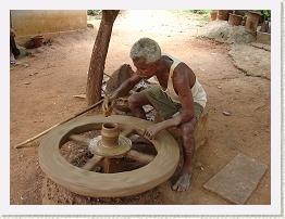 DSC06535 * JanaPada Loka Museum - Pottery making
 * 3072 x 2304 * (2.77MB)