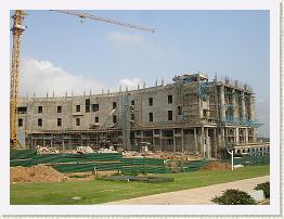 DSC06578 * nfosys Mysore Campus - New Education building under construction * 3072 x 2304 * (2.96MB)